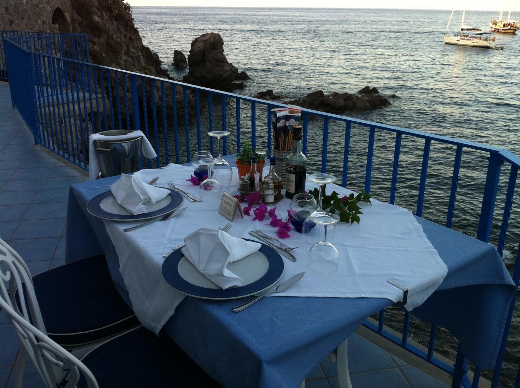 Hotel Rocce Azzurre Lipari  Dış mekan fotoğraf
