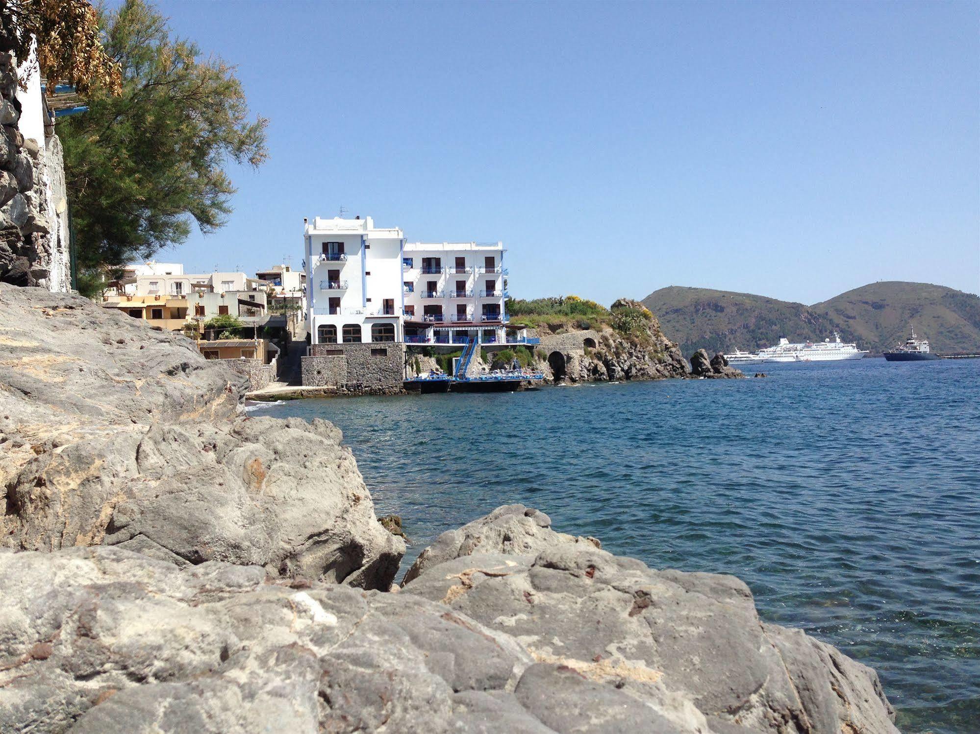 Hotel Rocce Azzurre Lipari  Dış mekan fotoğraf