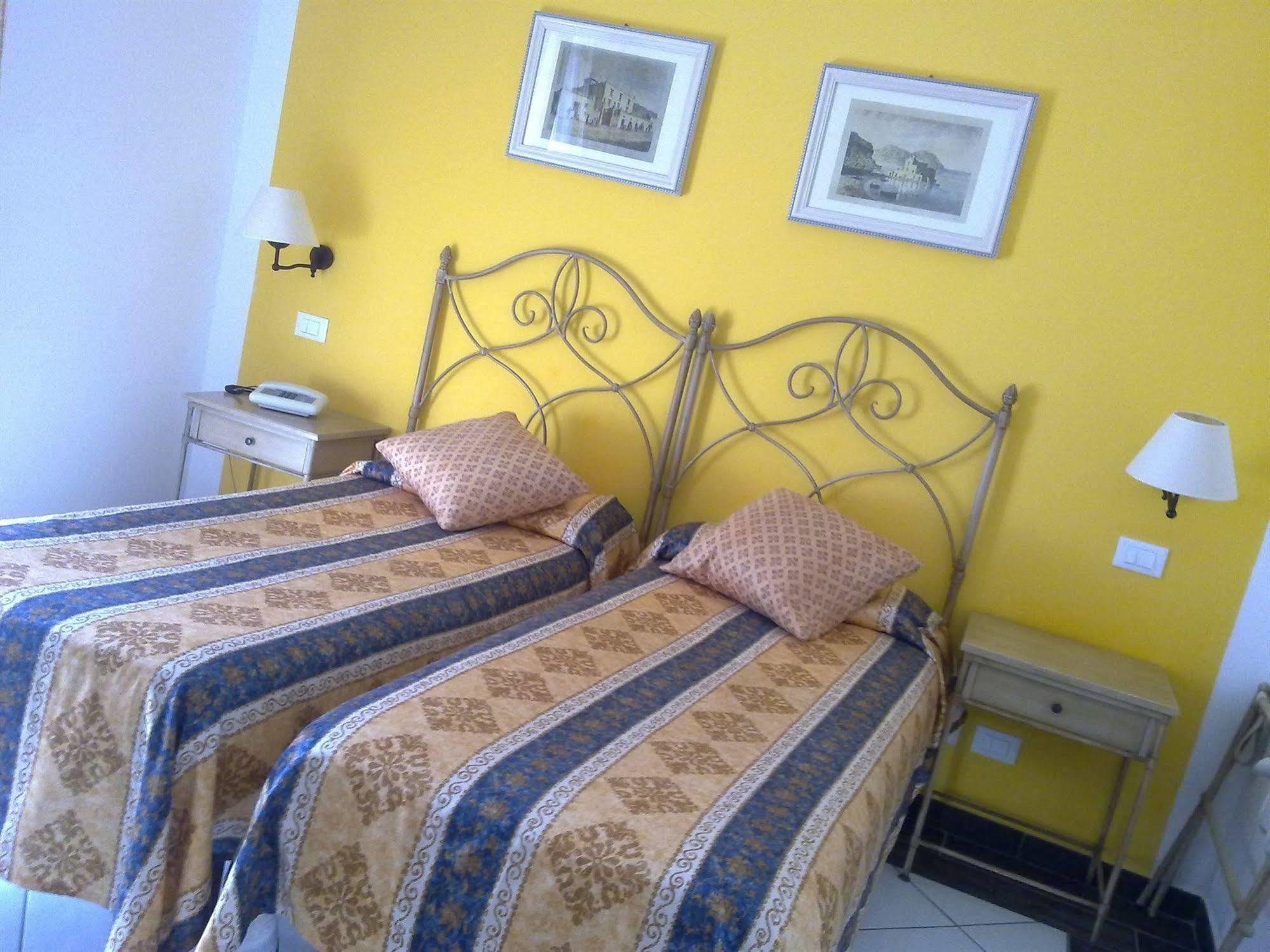 Hotel Rocce Azzurre Lipari  Dış mekan fotoğraf